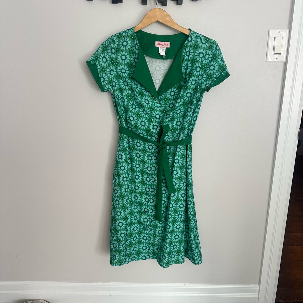 Chic Green Patterned Midi Dress